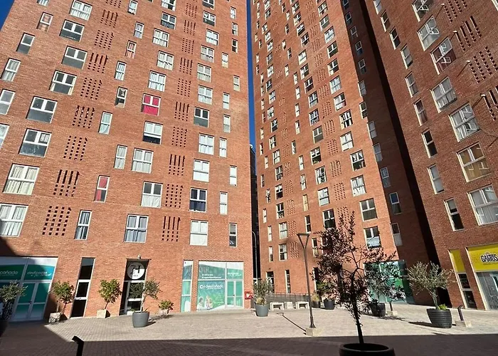 Torres H Apart